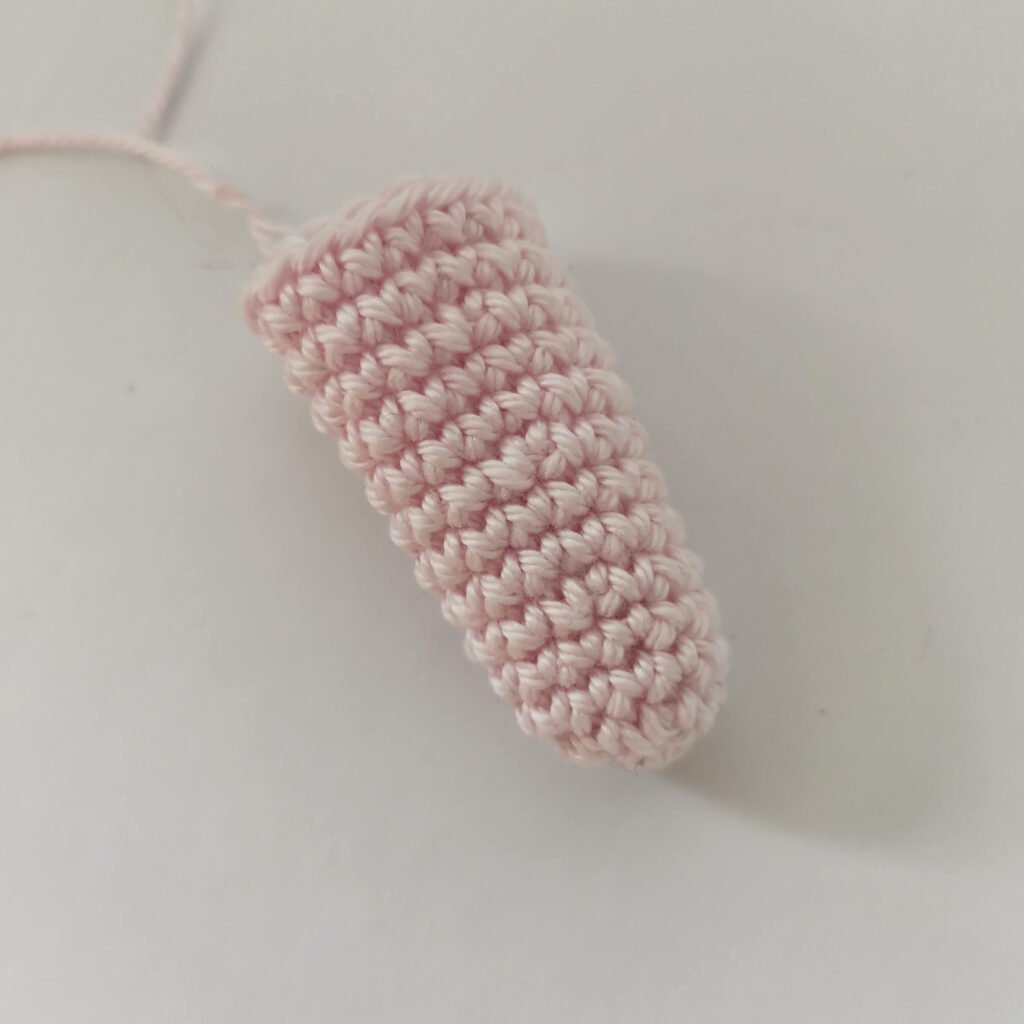 crochet leg for amigurumi unicorn